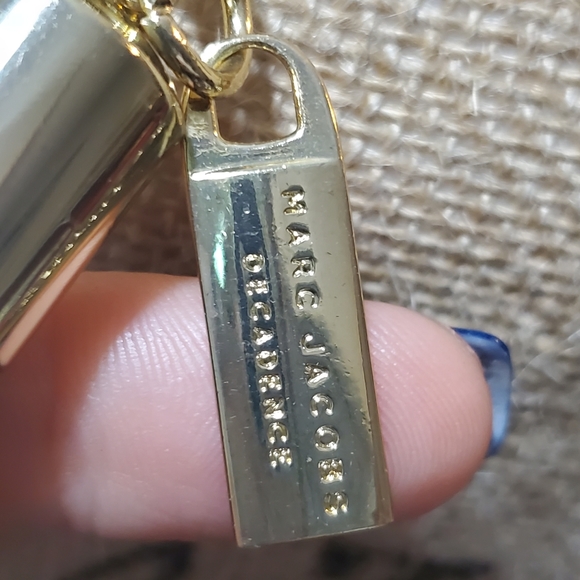 Marc Jacobs Decadence Gold Tone Chain Black Tassel Necklace - Picture 11 of 11